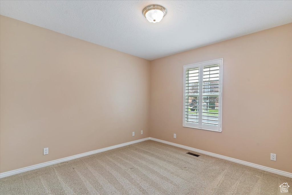 Photo 16 for MLS #2117796 at 5522 S 600 East
