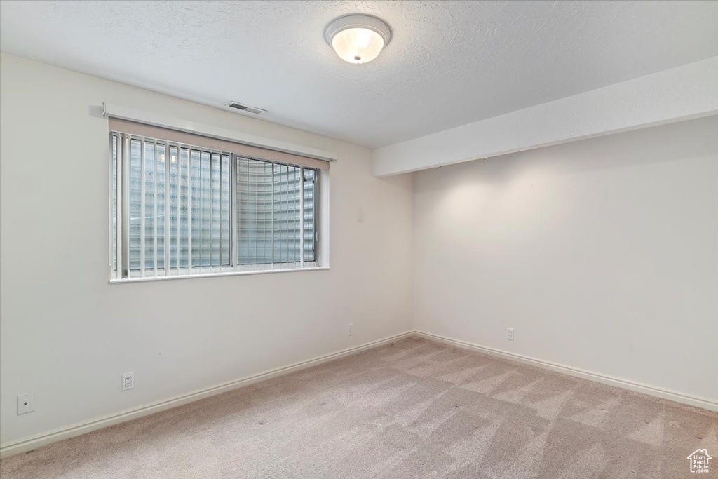 Photo 24 for MLS #2117796 at 5522 S 600 East