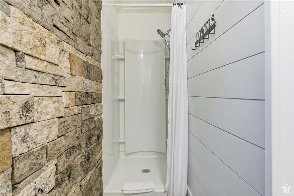 395 S MAIN Gunnison, UT 84634