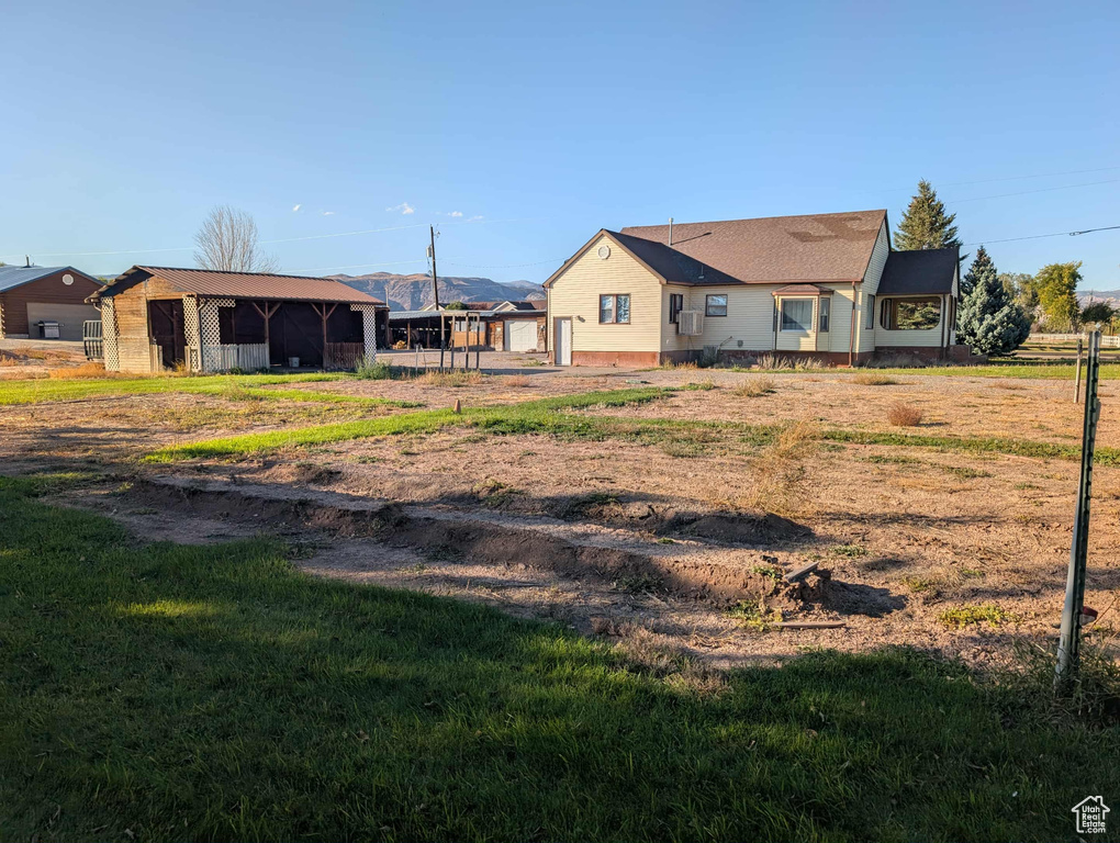 Photo 3 for MLS #2117809 at 95 N Main St