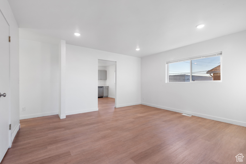 Photo 4 for MLS #2117810 at 1531 S 450 East