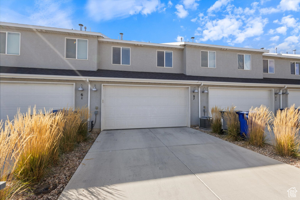 67 N VOYAGER LN Saratoga Springs, UT 84045