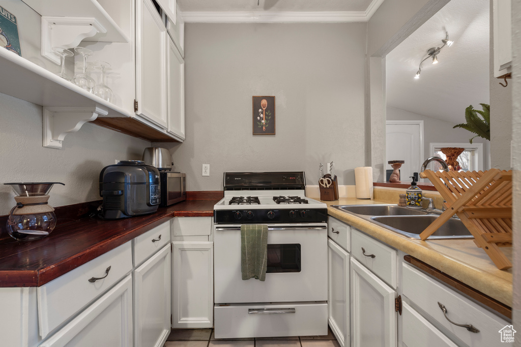 1132 E 21ST ST Ogden, UT 84401