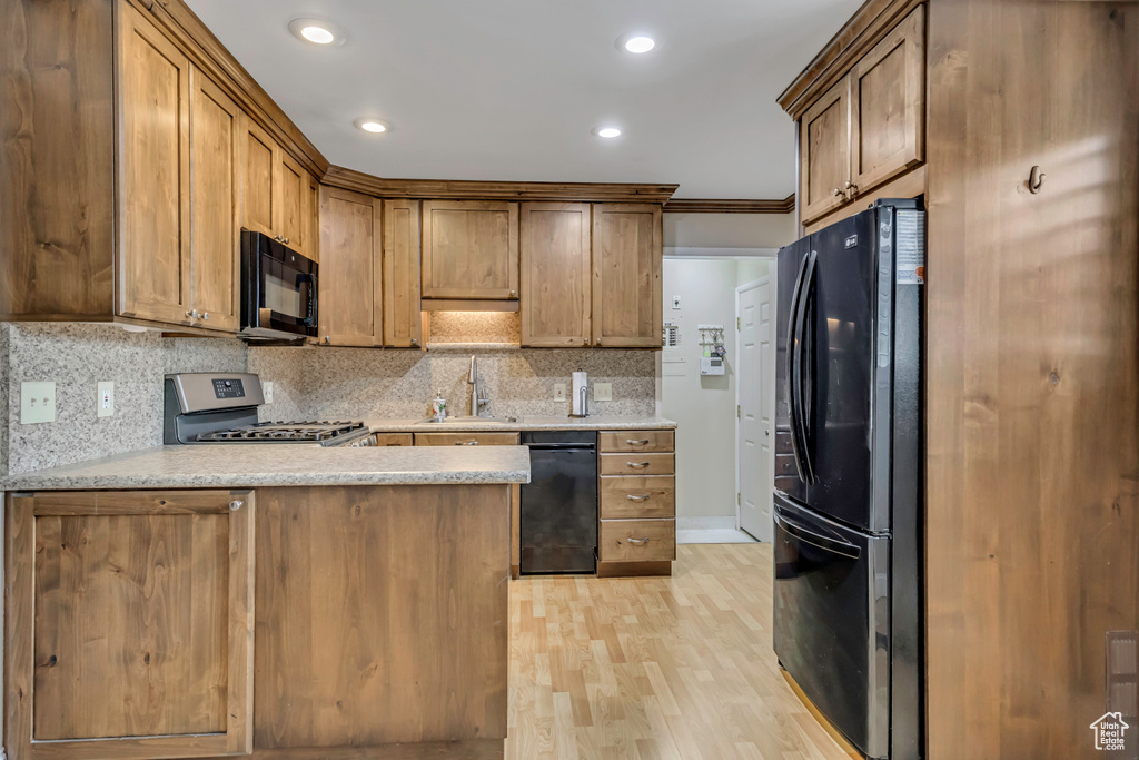 3524 S HIGHLANDER ST West Valley City, UT 84128