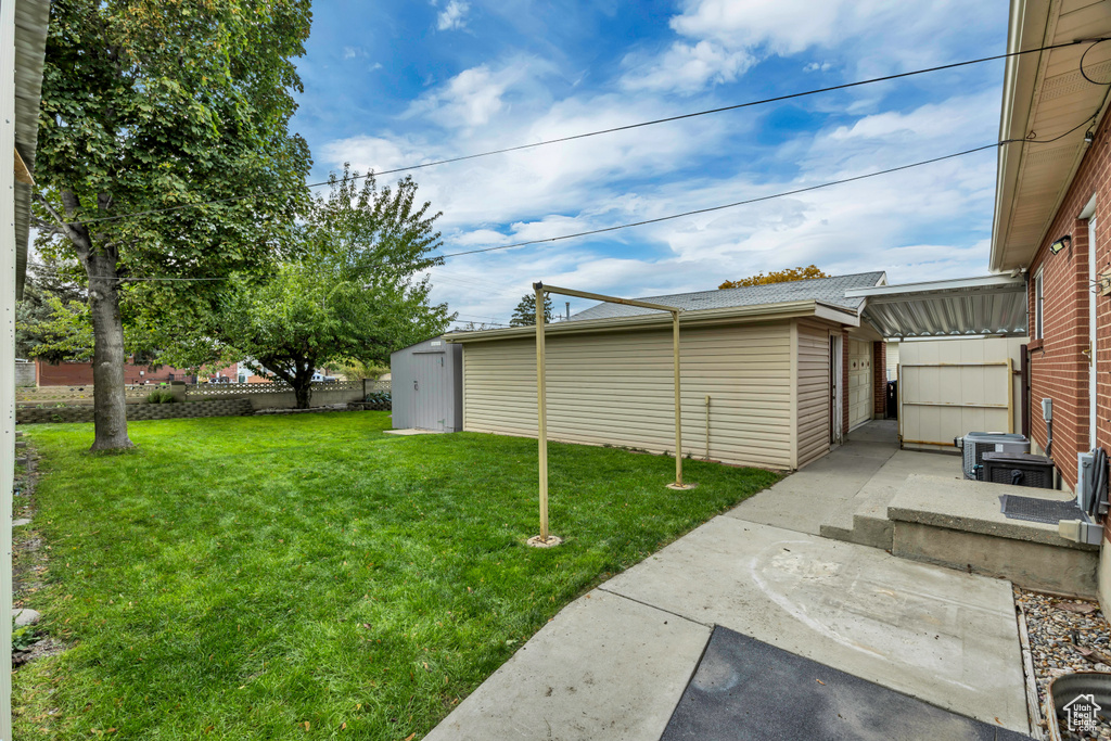 3524 S HIGHLANDER ST West Valley City, UT 84128