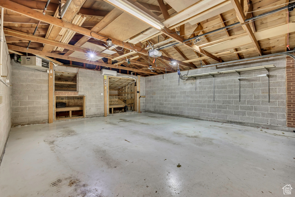 3524 S HIGHLANDER ST West Valley City, UT 84128