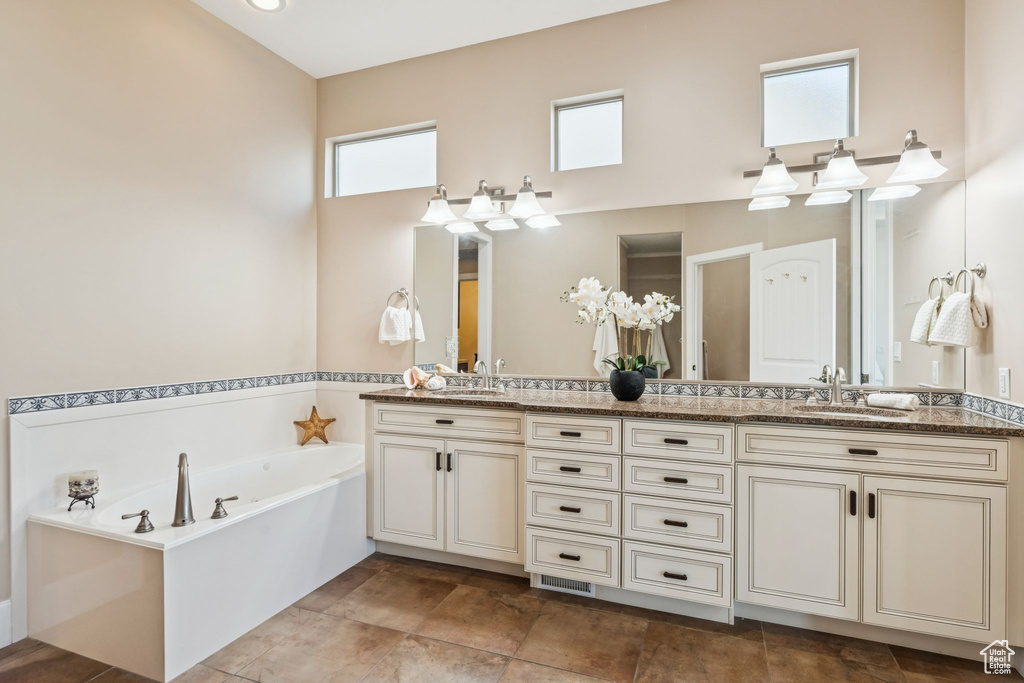 Photo 17 for MLS #2117830 at 2669 N Turnberry Ct