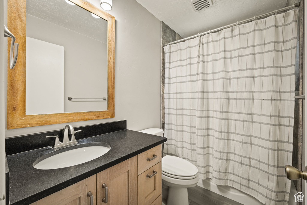 Photo 9 for MLS #2117833 at 1250 Jordan Ave