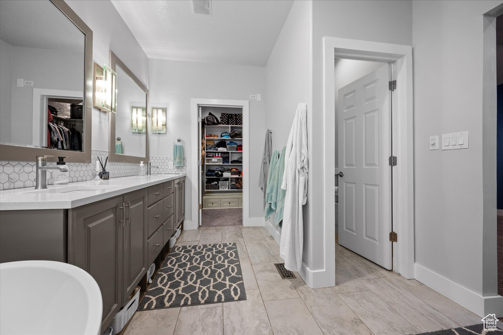 Photo 32 for MLS #2117836 at 2011 Dan Dr