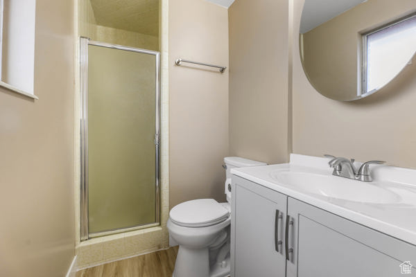 Photo 20 for MLS #2117837 at 349 Belaire Cir