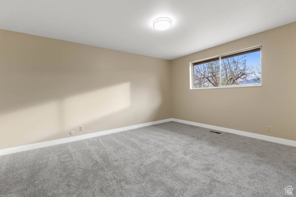Photo 17 for MLS #2117837 at 349 Belaire Cir