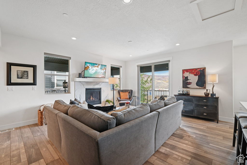 Photo 5 for MLS #2117845 at 3350 Quarry Springs Dr