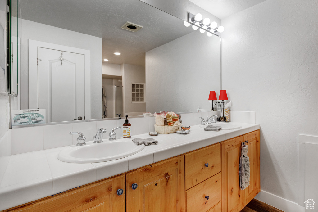 Photo 15 for MLS #2117846 at 5135 Cove Canyon Dr #204