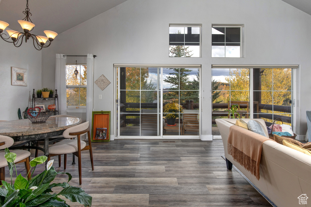 Photo 5 for MLS #2117846 at 5135 Cove Canyon Dr #204