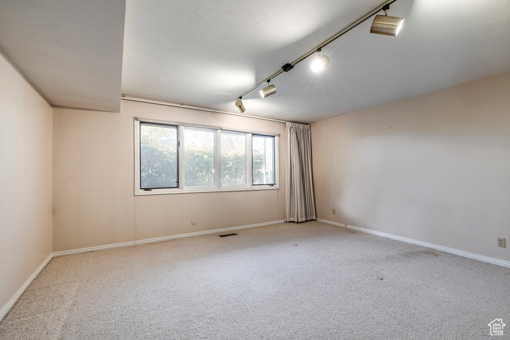 Photo 31 for MLS #2117856 at 822 N Grandridge Ct