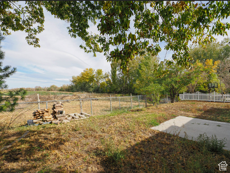 635 E WILDROSE DR Grantsville, UT 84029