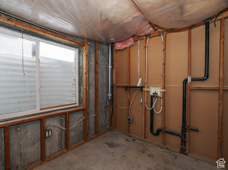 635 E WILDROSE DR Grantsville, UT 84029