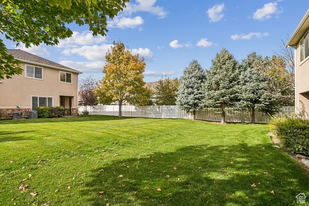 Photo 4 for MLS #2117870 at 7071 S Kristilyn Ln