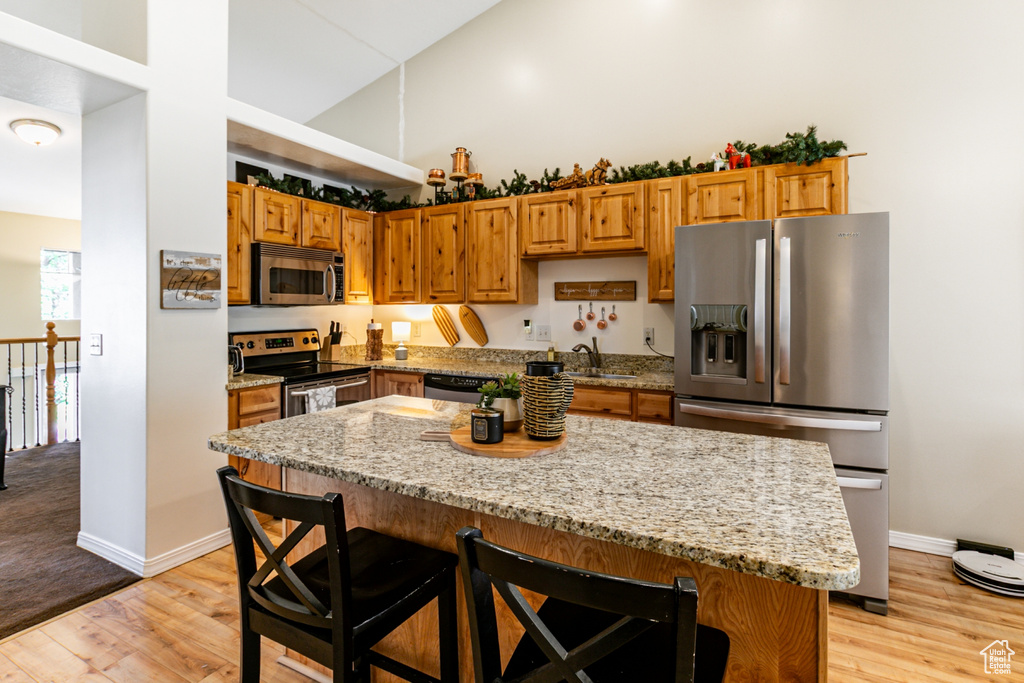 239 W LYMAN LN Bountiful, UT 84010