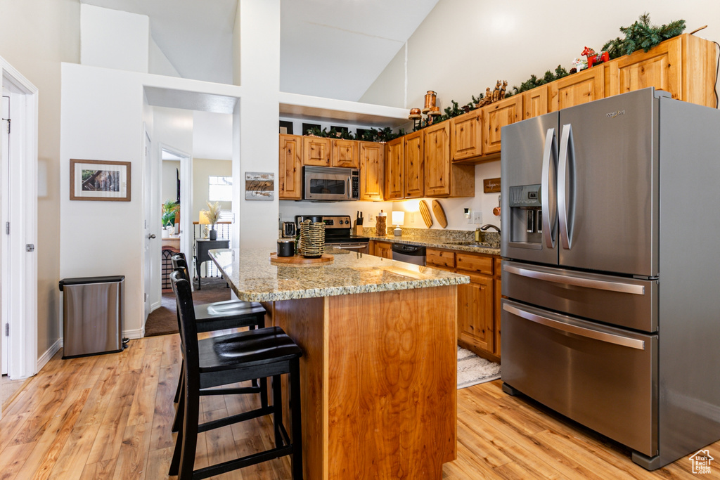 239 W LYMAN LN Bountiful, UT 84010