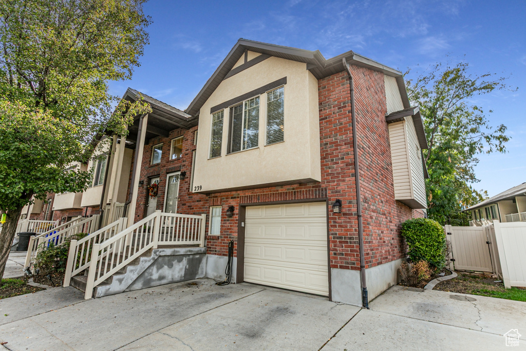 239 W LYMAN LN Bountiful, UT 84010