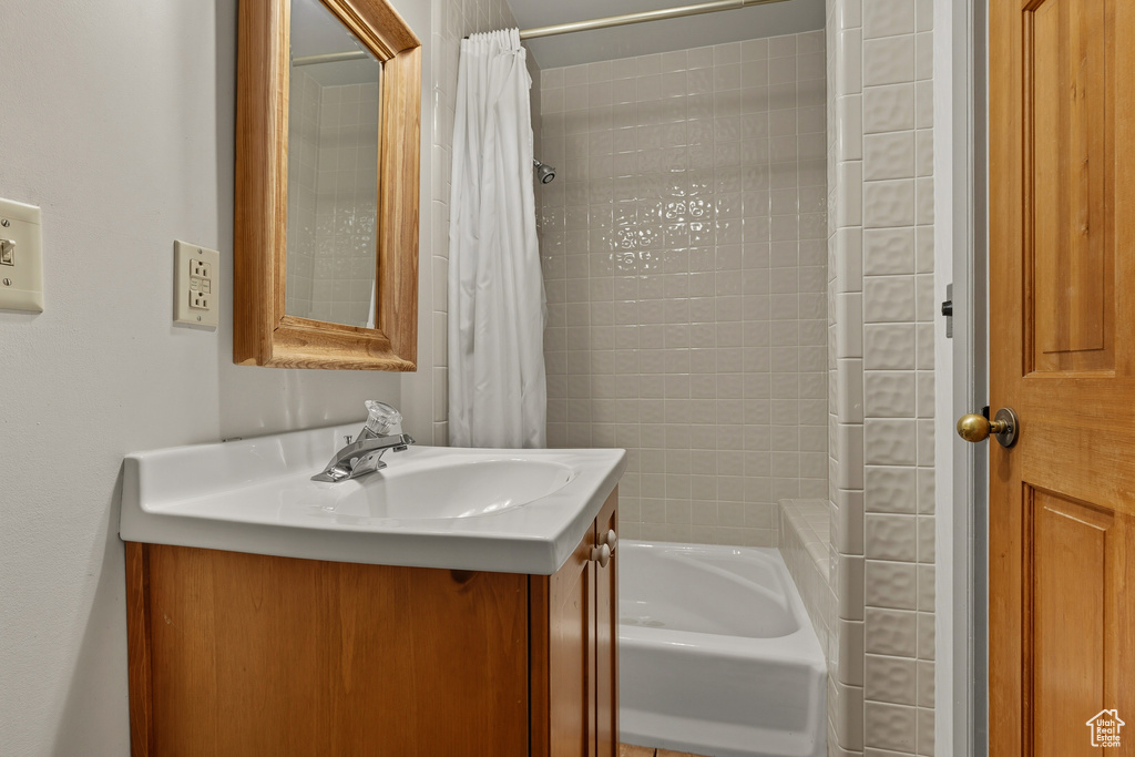 Photo 16 for MLS #2117880 at 127 W Main St