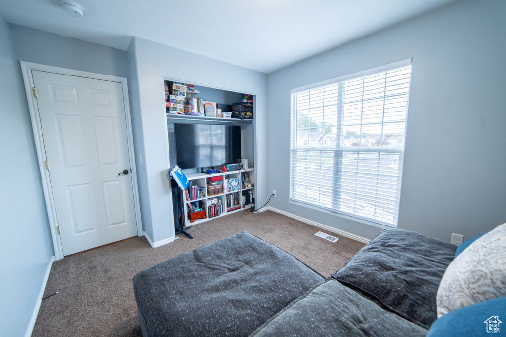 Photo 16 for MLS #2117882 at 885 W Chartres Ave