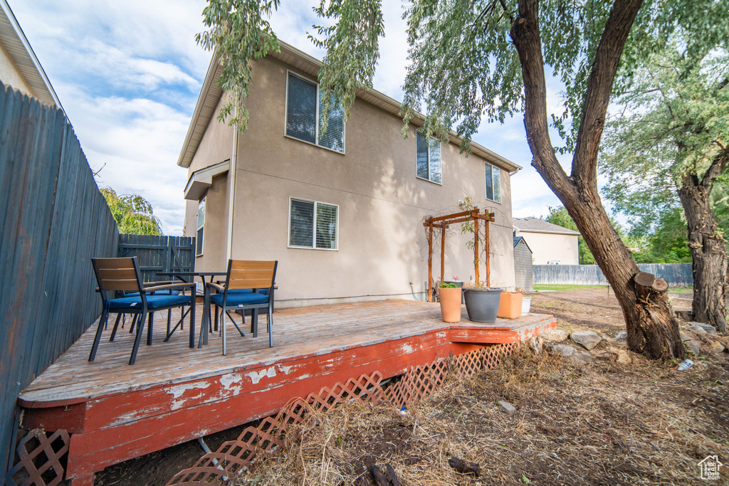 Photo 20 for MLS #2117882 at 885 W Chartres Ave