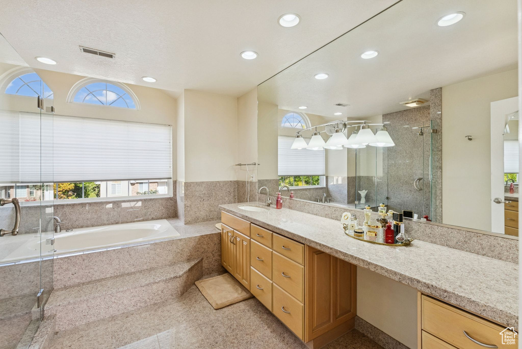 2382 SUMMERWOOD DR Layton, UT 84040