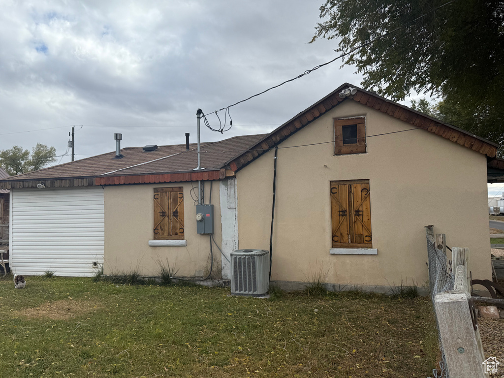 Photo 3 for MLS #2117891 at 189 S 300 West