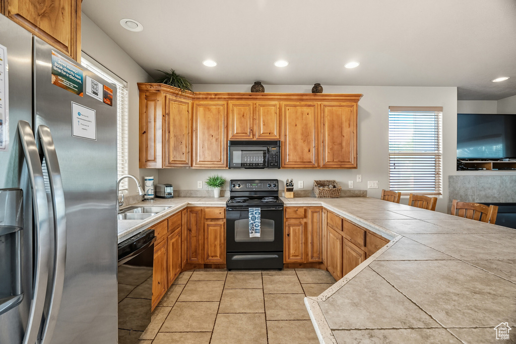 Photo 7 for MLS #2117897 at 1845 W Canyon Dr #2012