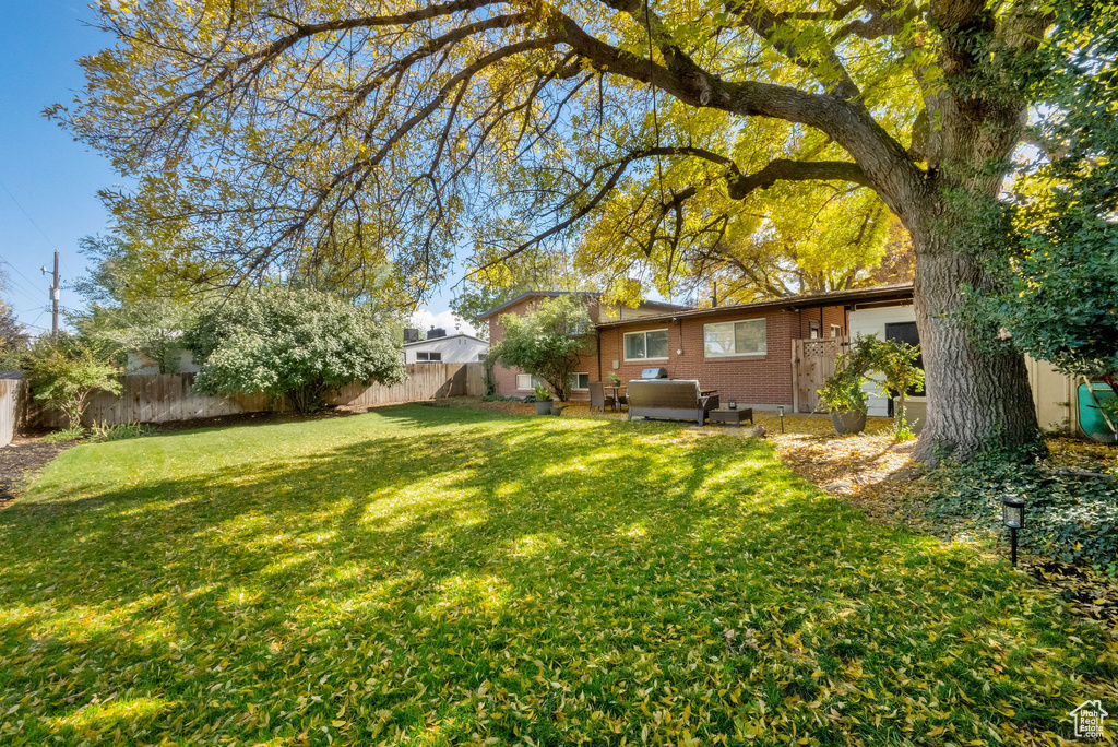 Photo 19 for MLS #2117898 at 3574 W Meadowbrook Dr