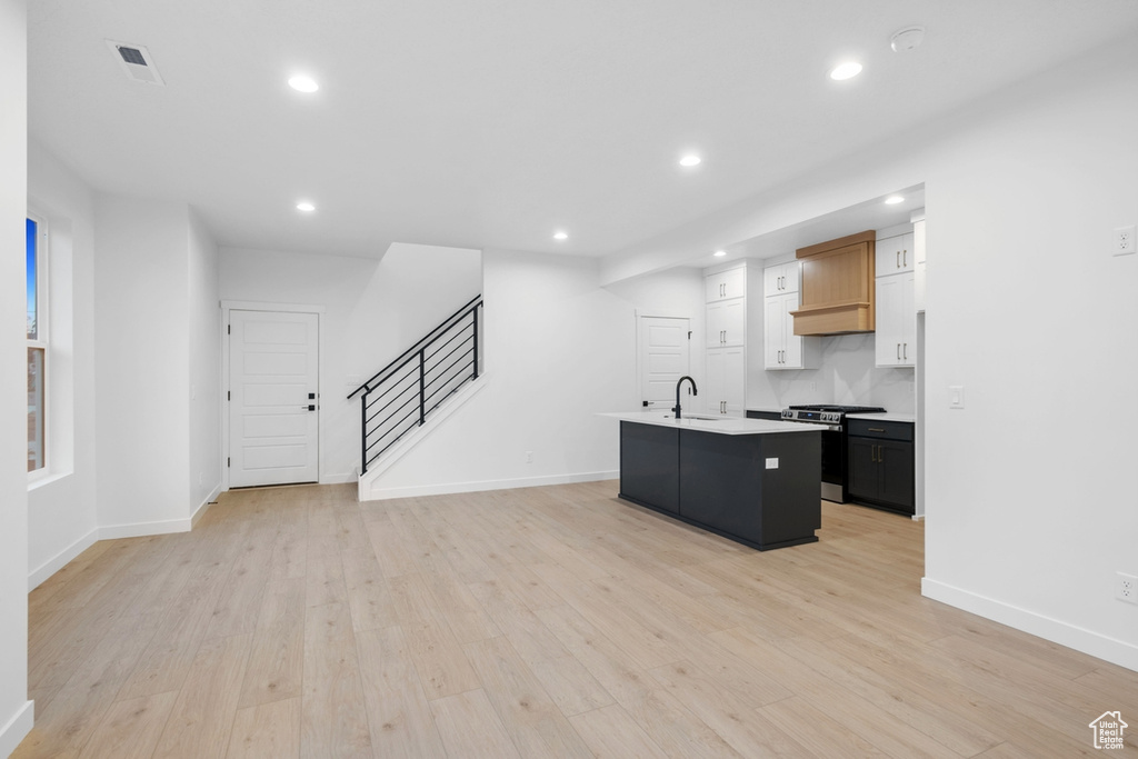 Photo 5 for MLS #2117899 at 6618 W Gosling Dr #282
