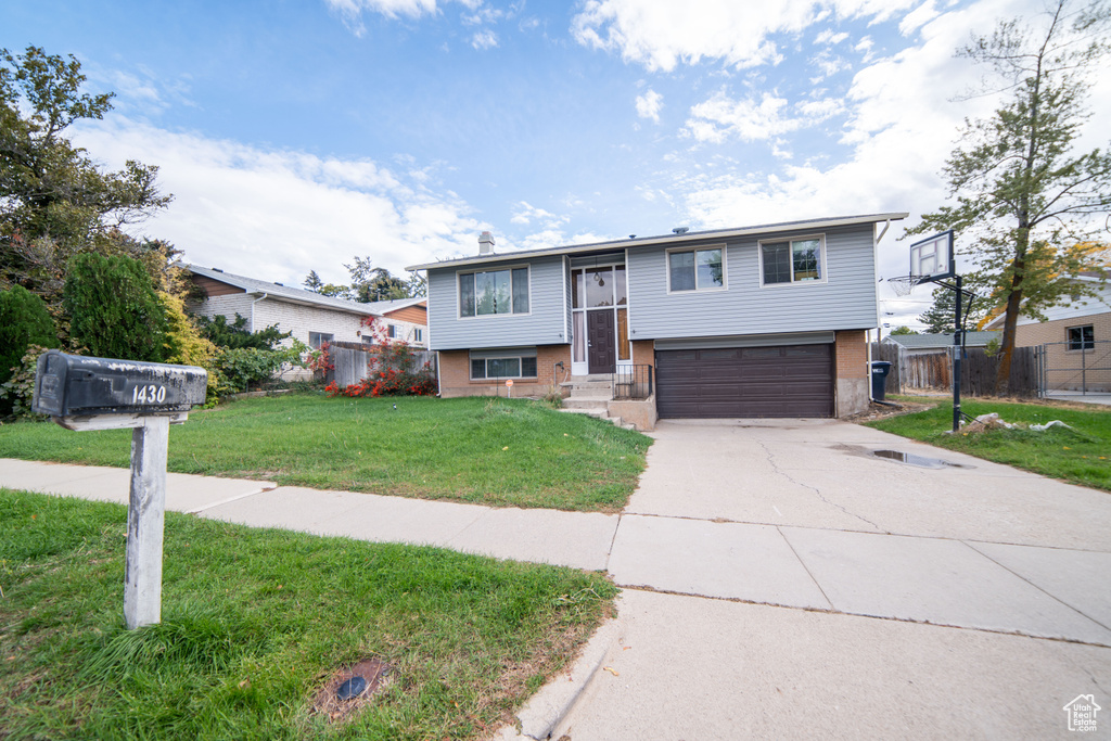 Photo 3 for MLS #2117903 at 1430 E 8685 South