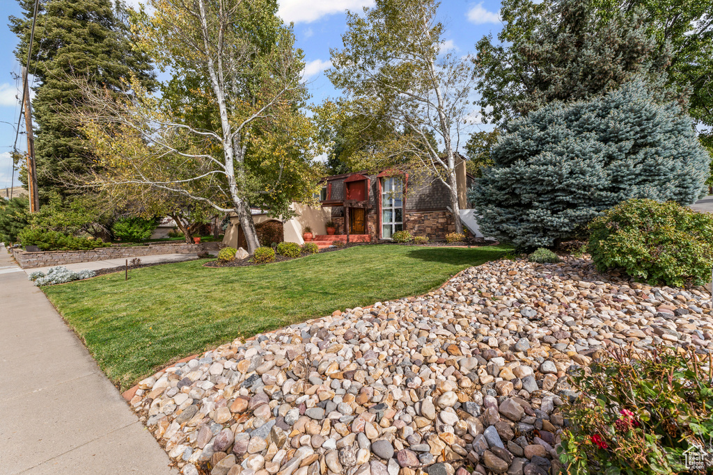 Photo 3 for MLS #2117912 at 183 S 1300 East