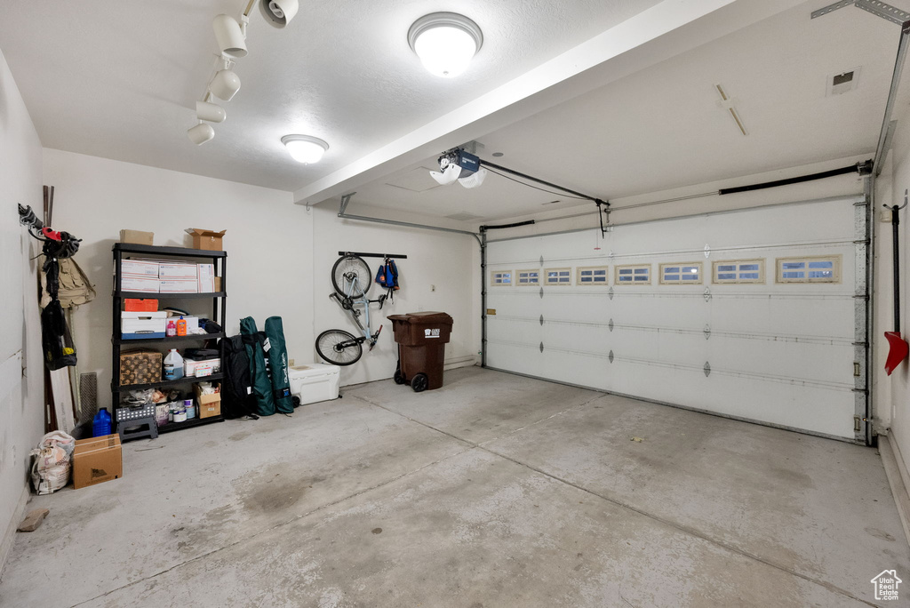 Photo 20 for MLS #2117921 at 967 S Courtyard Ln