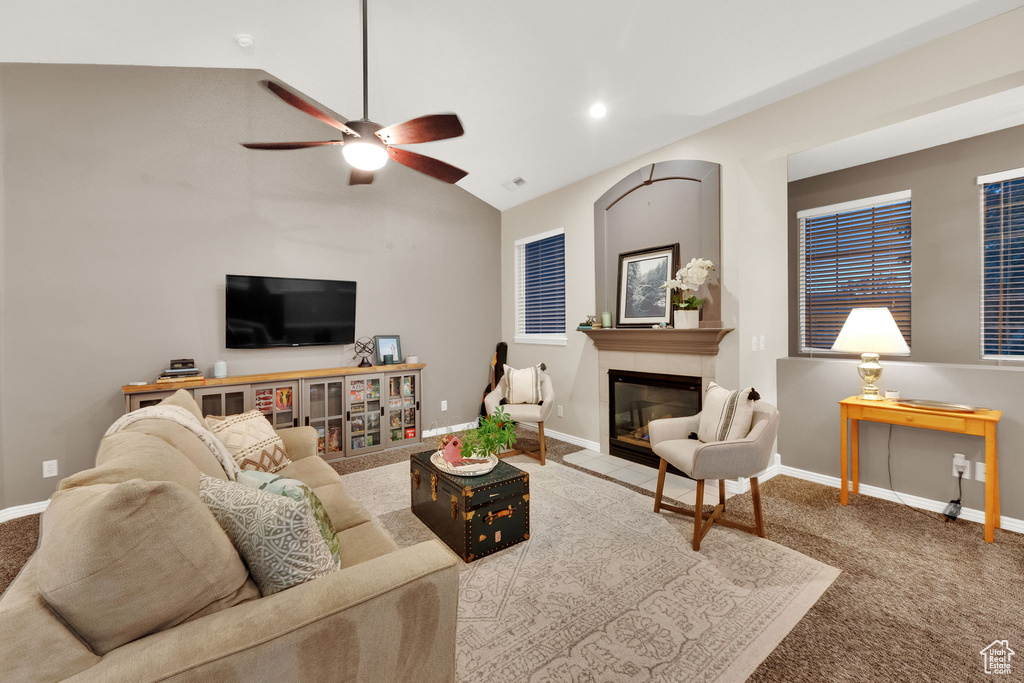 Photo 3 for MLS #2117921 at 967 S Courtyard Ln