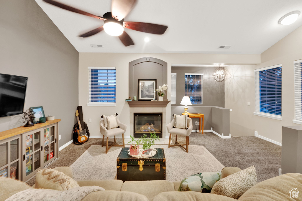 Photo 4 for MLS #2117921 at 967 S Courtyard Ln