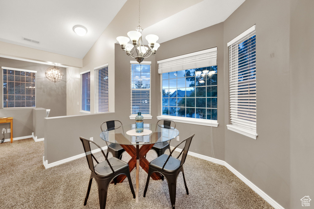Photo 7 for MLS #2117921 at 967 S Courtyard Ln