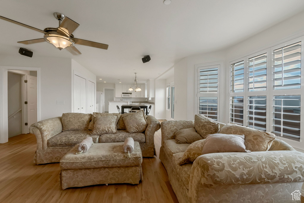 Photo 32 for MLS #2117928 at 1871 E Vista Ridge Ct