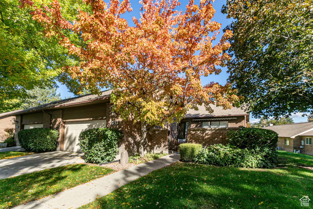 Photo 3 for MLS #2117929 at 1057 E 6185 South