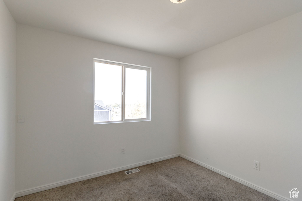 Photo 9 for MLS #2117932 at 1116 N Jefferson Ave