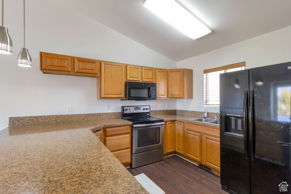Photo 3 for MLS #2117932 at 1116 N Jefferson Ave