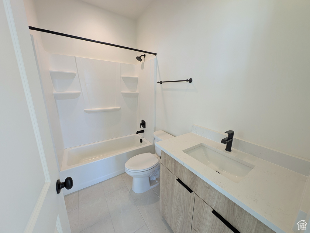 Photo 17 for MLS #2117935 at 6904 W Lake Ave #213