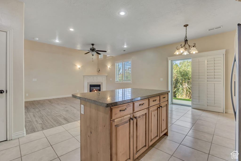 Photo 8 for MLS #2117945 at 868 S Fox Trail Ln