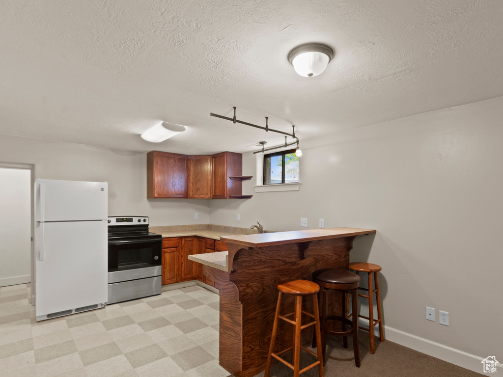 Photo 14 for MLS #2117960 at 1056 E Elgin Ave