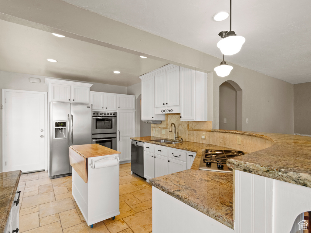 Photo 3 for MLS #2117960 at 1056 E Elgin Ave