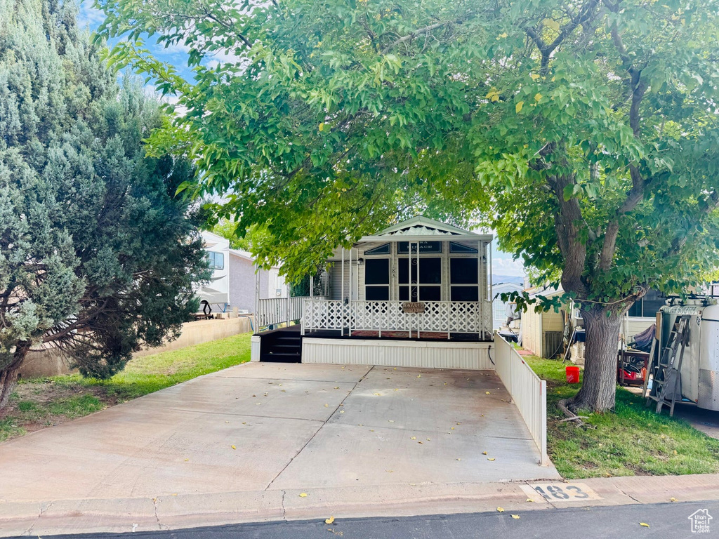Photo 2 for MLS #2117961 at 1150 W Red Hills Pkwy #183