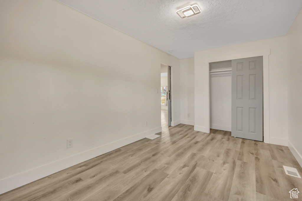 Photo 12 for MLS #2117963 at 3031 S 8400 West