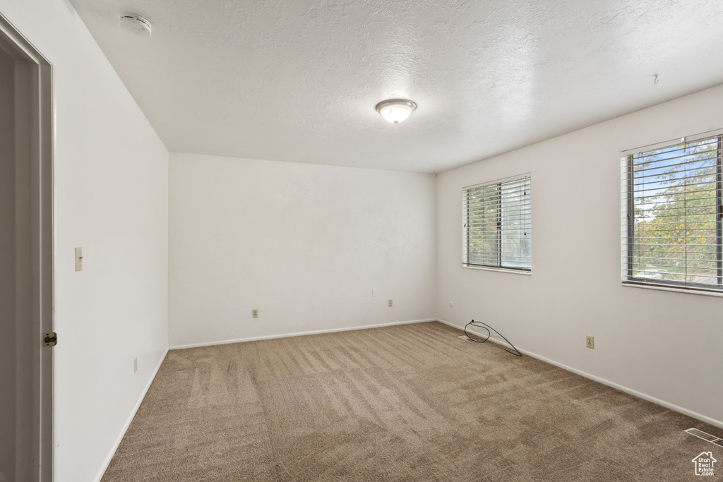 Photo 10 for MLS #2117964 at 137 E Southwell St #16